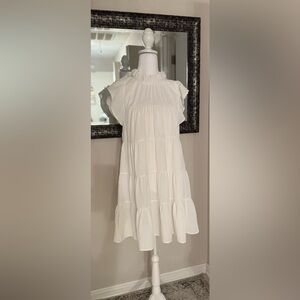 Beautiful entro White Tier Ruffle Sleeve Bow Tie Large Dress